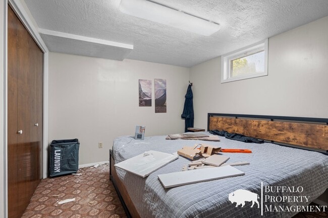 Building Photo - Charming Country Home on 2 Acres | 5 Bed | 3 Bath | Blackfoot, ID