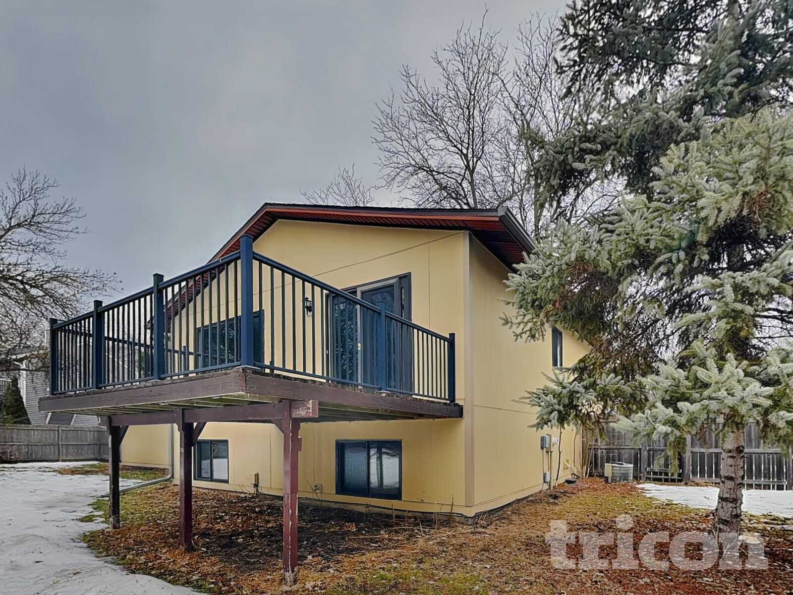 Building Photo - 3401 75th Ave N