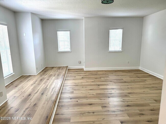 Building Photo - 9902 Windwater Ct