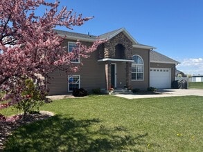 Building Photo - 3261 S 1500 W