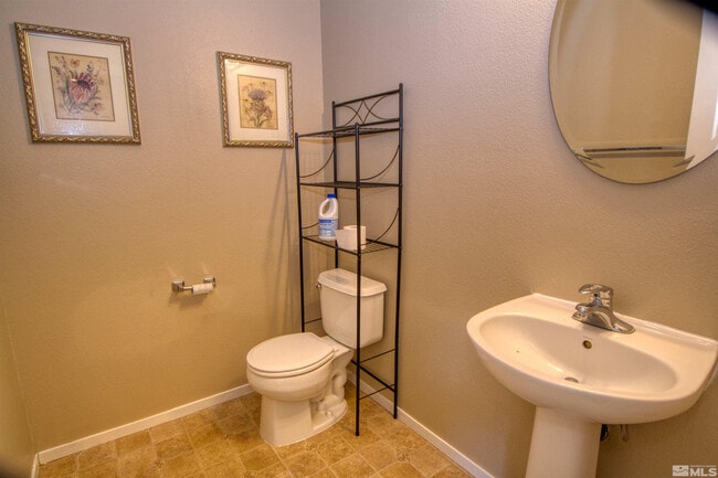 Building Photo - 3363 Fairway Ct