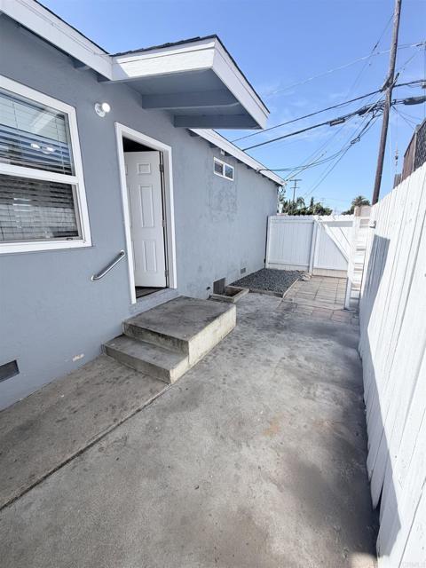 Building Photo - 9263 Earl St