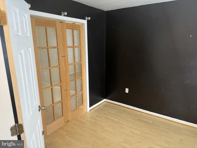 Building Photo - 540 Peacock Dr