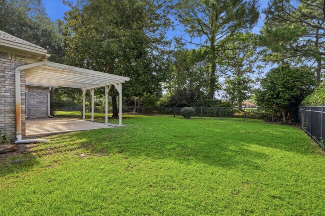 Building Photo - 116 Baywind Dr