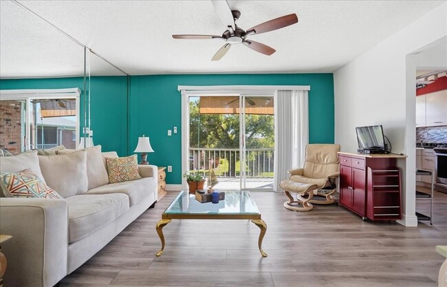 Building Photo - 3580 38th Ave S