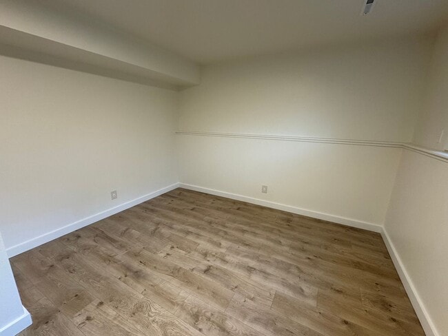 Building Photo - FULLY GUTTED & RENOVATED 5-Bedroom Home in...