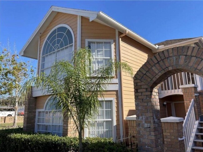 Primary Photo - 2444 Sweetwater Club Cir
