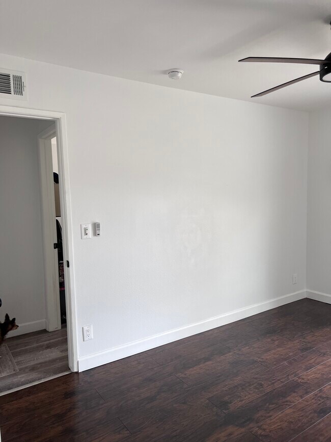 Building Photo - 22848 Cantara St