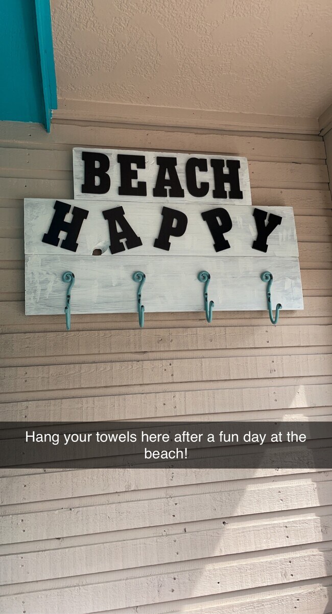 Building Photo - 3938 Surfside Blvd