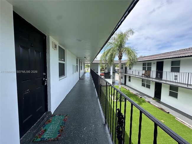 Building Photo - 2500 Johnson St