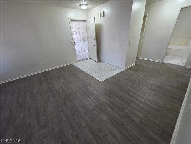 Building Photo - 6671 W Tropicana Ave