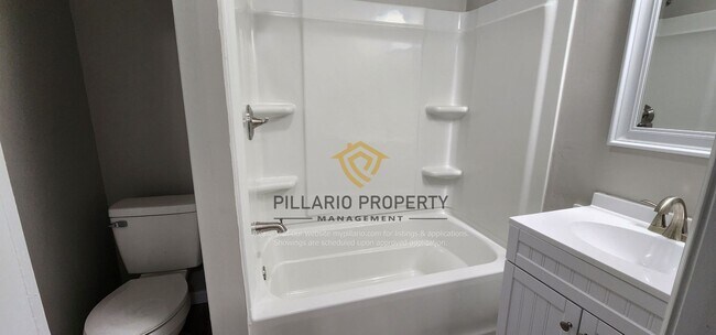 Building Photo - 2804-2806 Raible Ave.