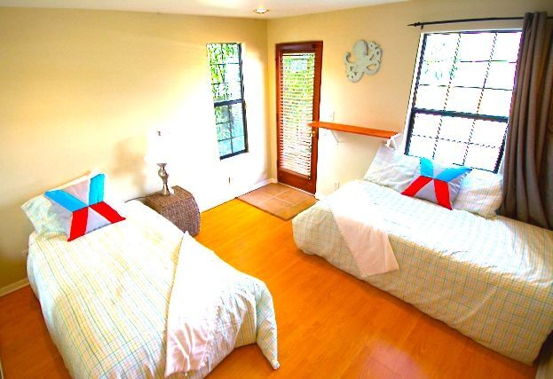 Building Photo - 416 Virginia St