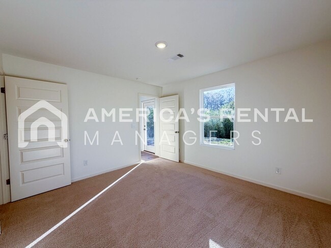 Building Photo - Coming Soon! Available to View NOW!!! DEPOSIT PENDING!!!