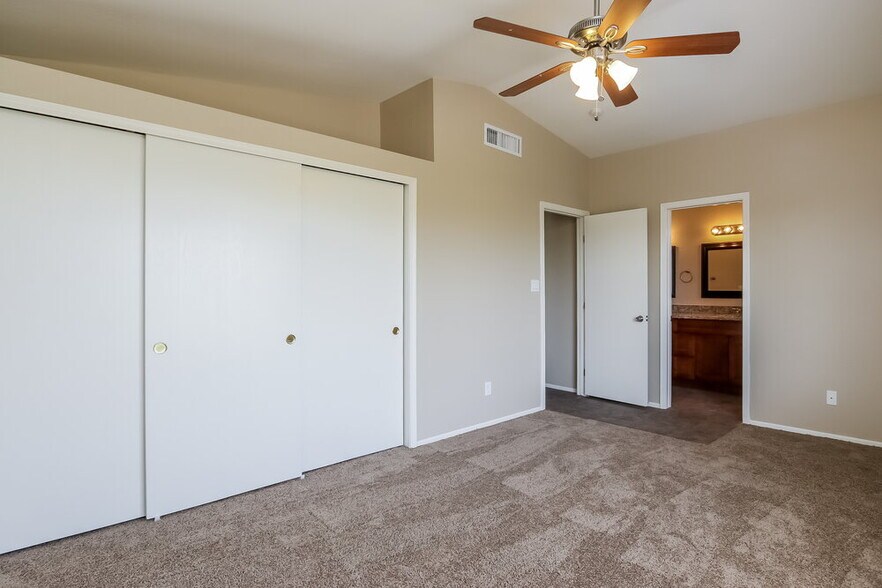 Building Photo - 3825 W Camino Real