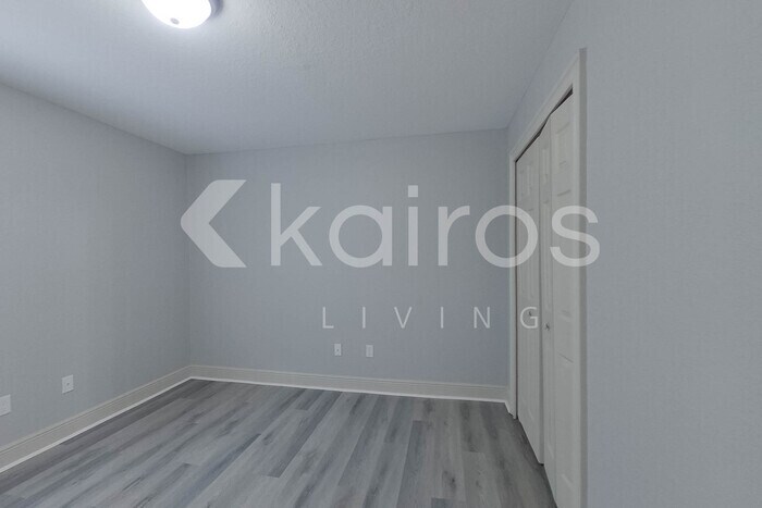 Building Photo - 1749 SW 168th Loop