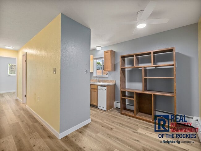Primary Photo - Charming 2 Bed, 1 Bath Condo in Prime Loca...
