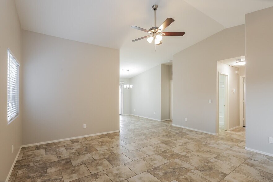 Building Photo - 2781 W Mira Dr