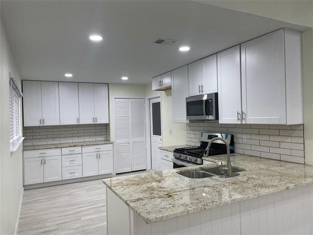 Building Photo - 119 Mariana Dr