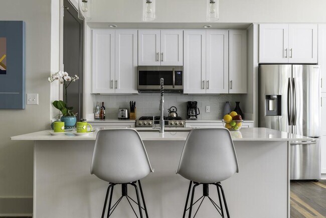 Large Kitchens - 820 Union St
