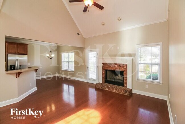 Building Photo - 54 Village Park Dr