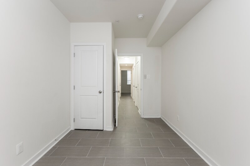 Building Photo - 702 S 20th St