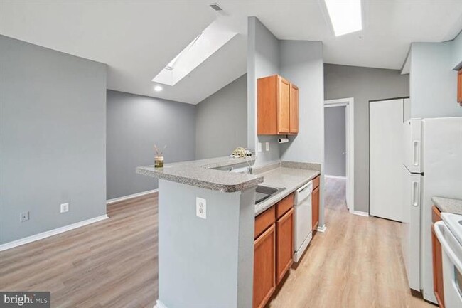 Building Photo - 18500 Boysenberry Dr