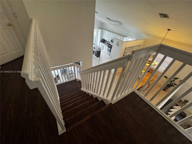 Building Photo - 4943 SW 163rd Ave
