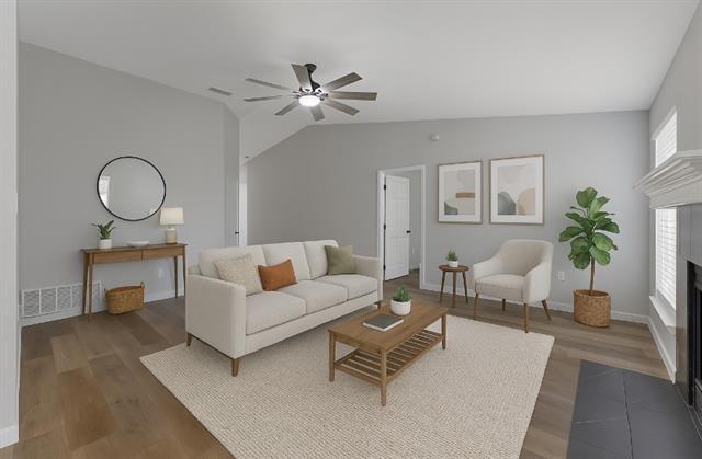 Building Photo - 303 Iberis Dr