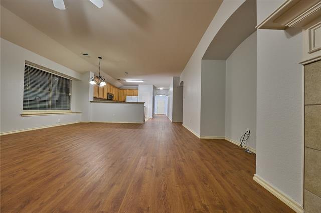 Building Photo - 4616 Brighton Dr