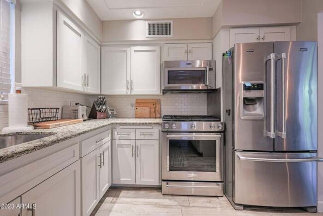 Building Photo - BEAUTIFUL Scottsdale Home