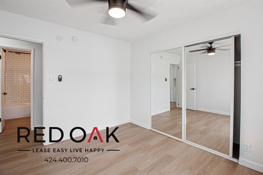 Building Photo - 1540 W 145th St