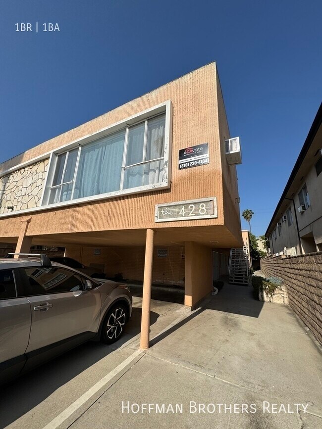 Building Photo - 428 S Sherbourne Dr