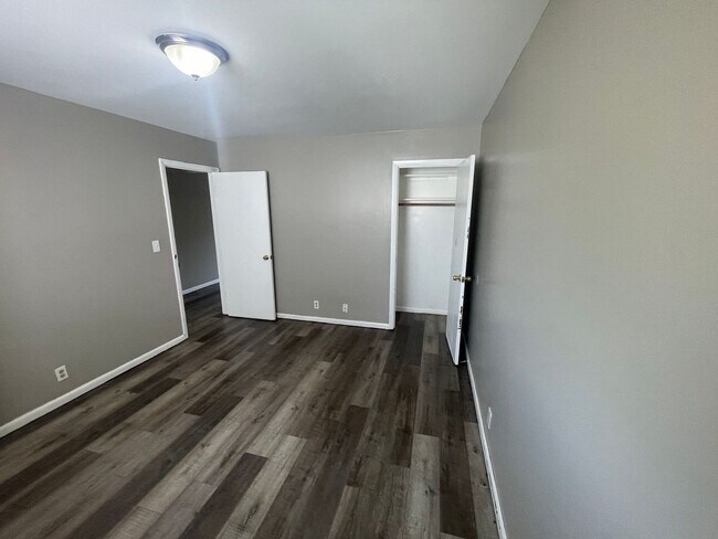 Interior Photo - 4651 N 36th St. (12 unit)(ACE PROPERTY)