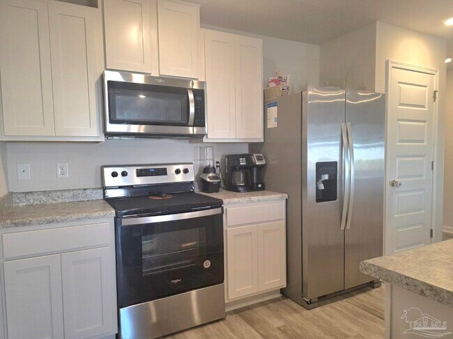 Building Photo - 4326 Winged Elm Ct