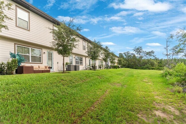 Building Photo - 840 Longboat Dr
