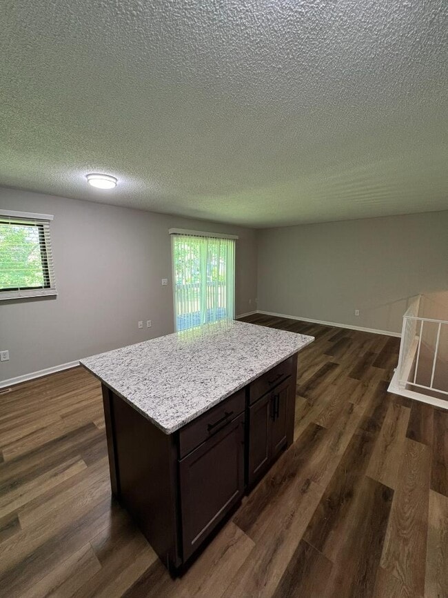 Building Photo - 2087 Bradley St