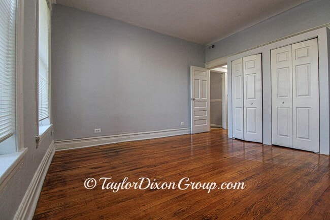 Building Photo - 5407 S Indiana Ave