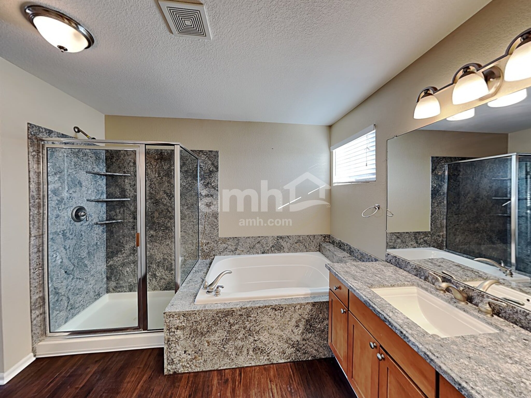 Building Photo - 10936 E 112th Pl