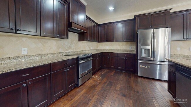 Building Photo - 8614 Crenshaw Dr