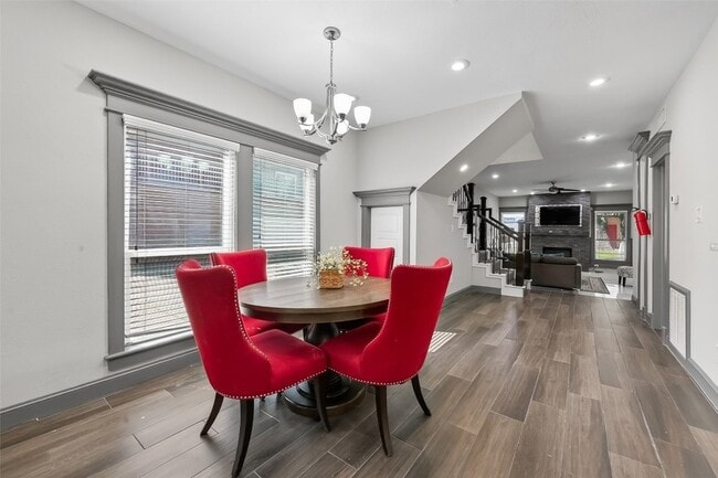 Building Photo - 11280 Braes Forest Dr