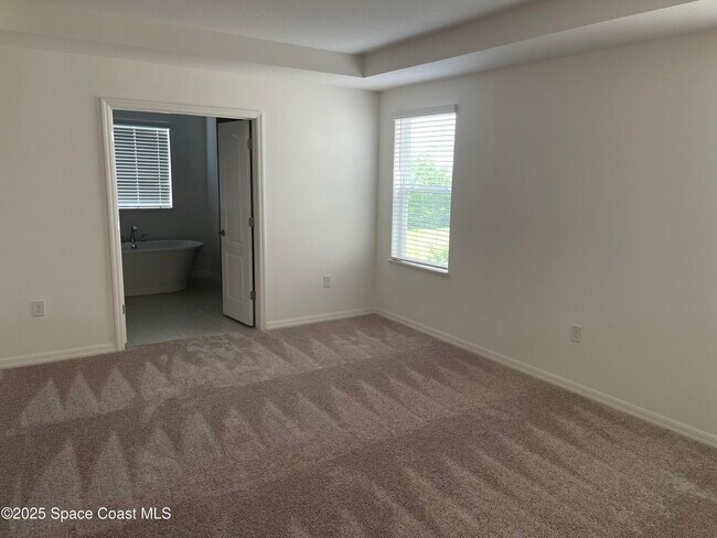 Building Photo - 2592 Pinwherry St NW