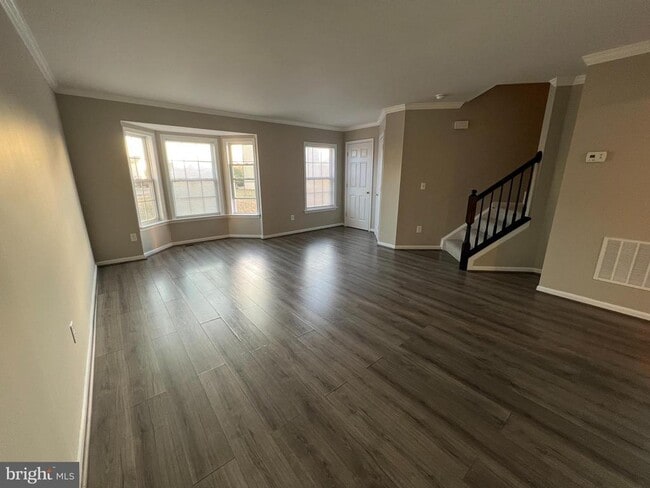 Building Photo - 522 Kyle Dr