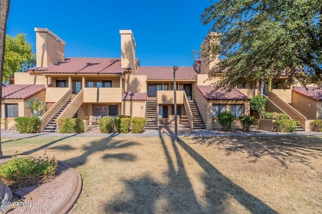 Building Photo - 4901 S Calle Los Cerros Dr