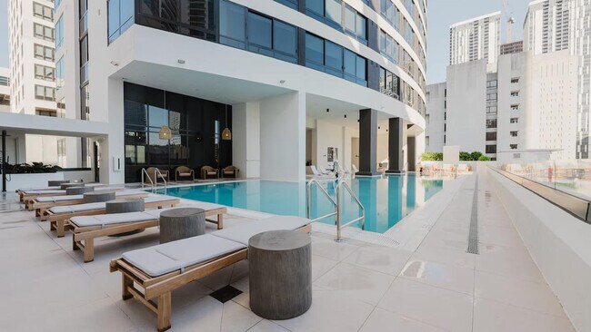 Building Photo - 40 NW 3rd St