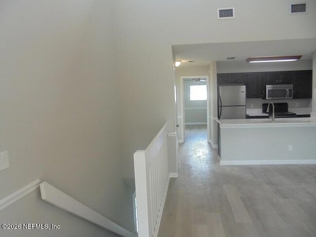 Building Photo - 319 Second St