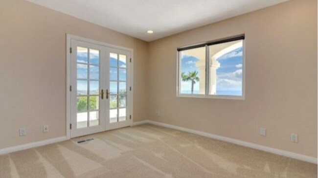 Building Photo - Breathtaking Ocean View Home in San Clemente