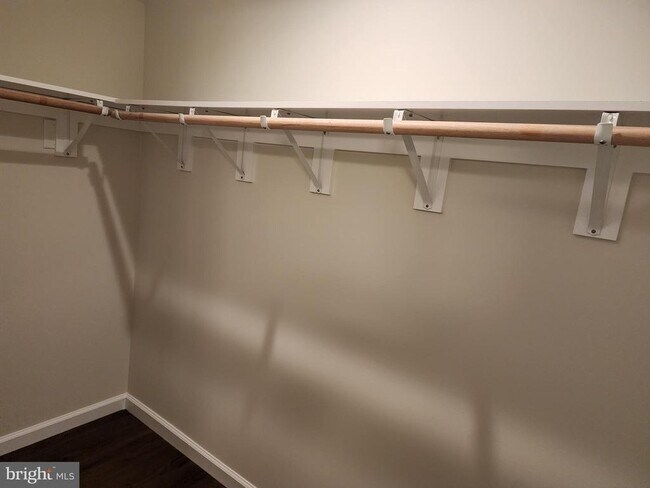 Building Photo - 22848 Our Ladys Ln