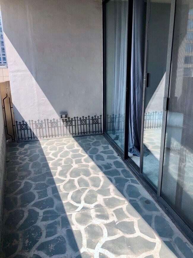 Building Photo - Furnished Downtown Denver Studio!  Minutes...