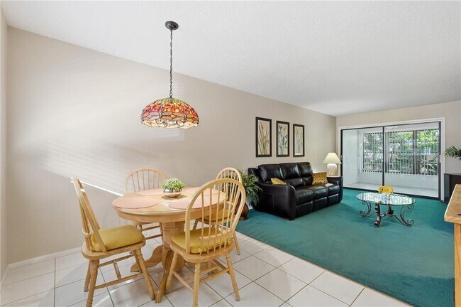 Building Photo - 3034 Eastland Blvd